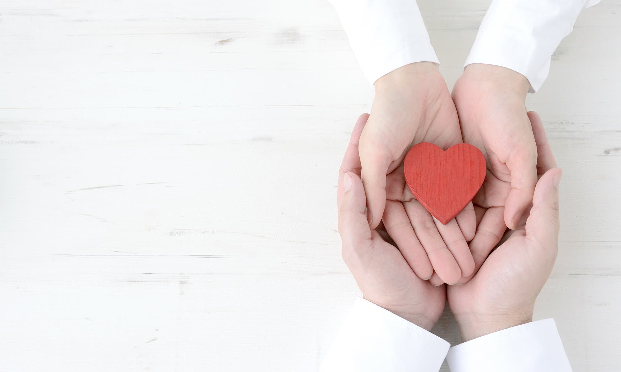 お客さま一人ひとりに合った保険を提案します